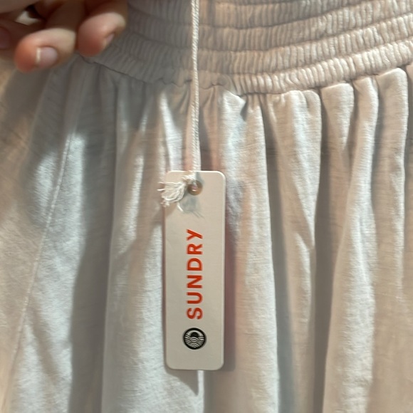 SUNDRY Smock Neck Puff Raglan Sleeve Top in Pima Cotton. White. Size 1. NWT! - Picture 2 of 4